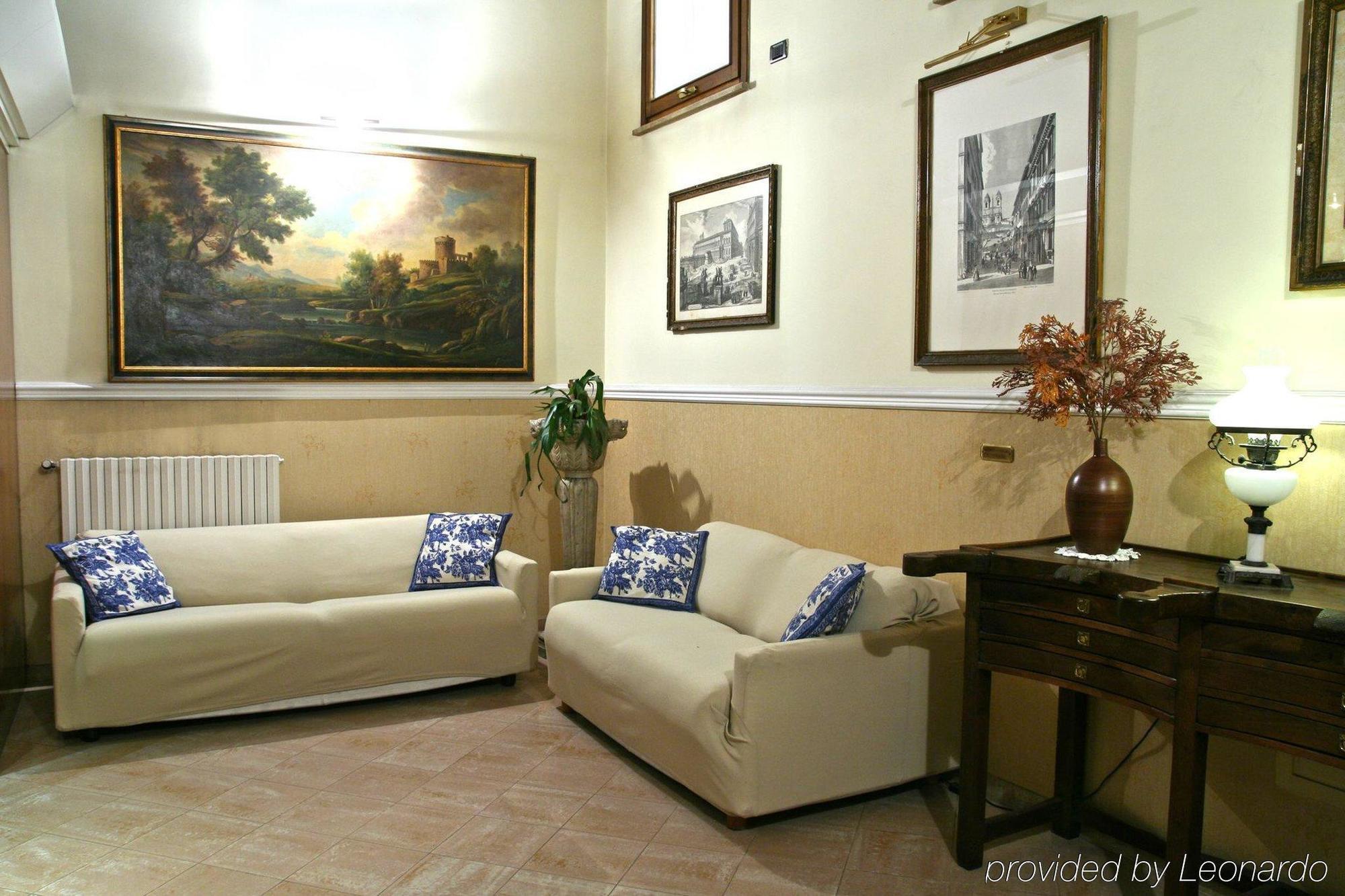 Hotel La Rovere Roma İç mekan fotoğraf